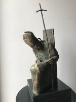 S.Jurkus - „Tyli malda“, bronza ir granitas